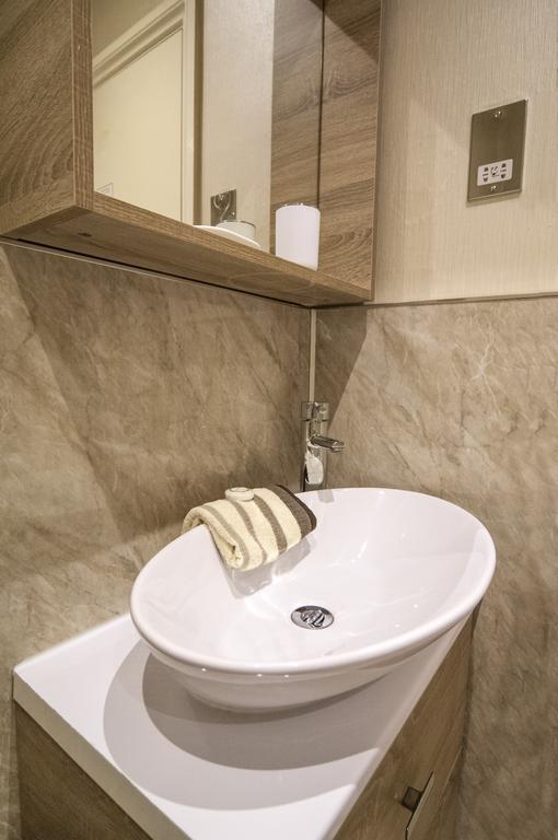 Hilbury Court Hotel Trowbridge Extérieur photo