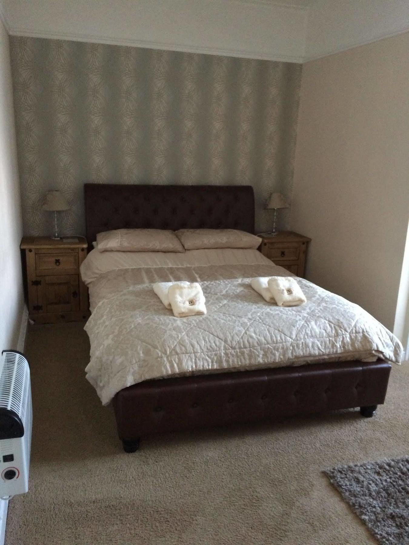 Hilbury Court Hotel Trowbridge Extérieur photo